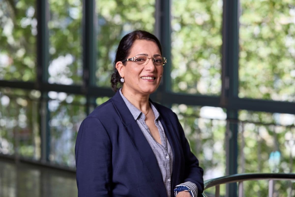 Pooja Prashar, Finanzbuchhaltung